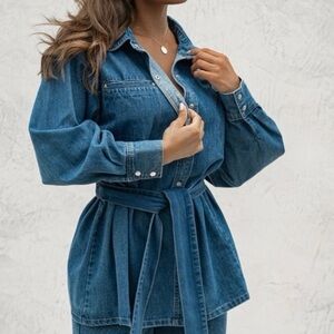 NAT & LIV X JLUXLABEL Zoe Belted Denim Shirt Women’s Size Small NEW